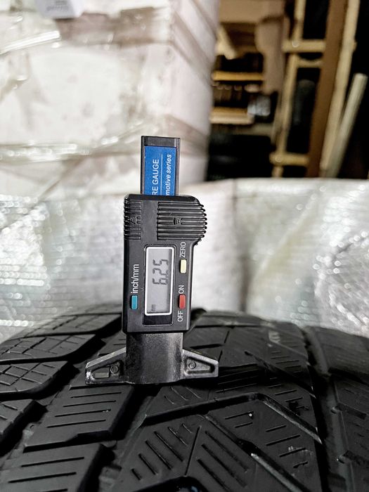 Шини Б/в 305.40.20 пара Pirelli