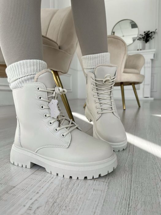 Зимові чоботи, бежеві черевики, хутро