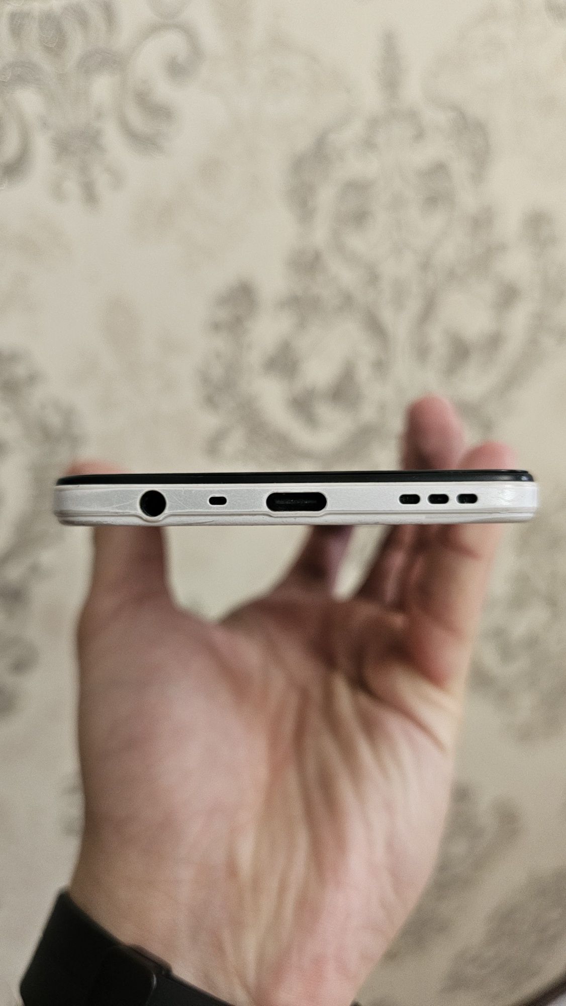 ТЕЛЕФОН! OPPO A73 4/128 ГБ Silver