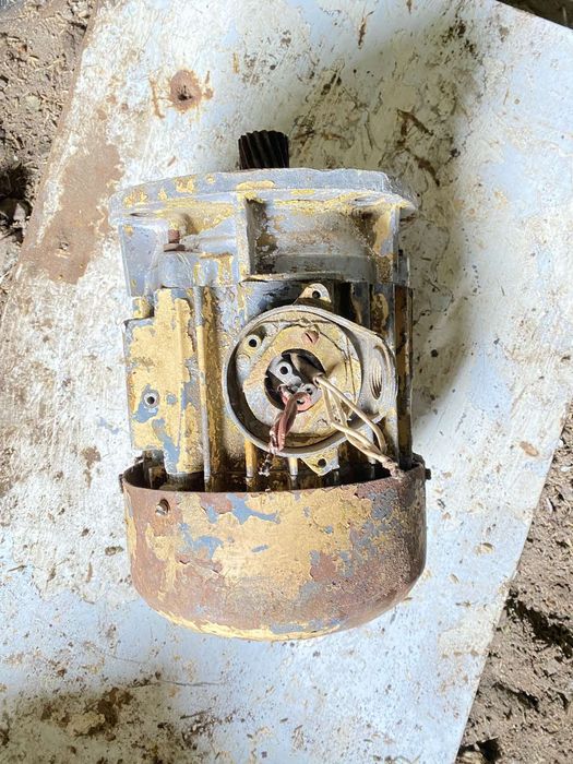 Трифазний асинхронний електродвигун 3 кВт