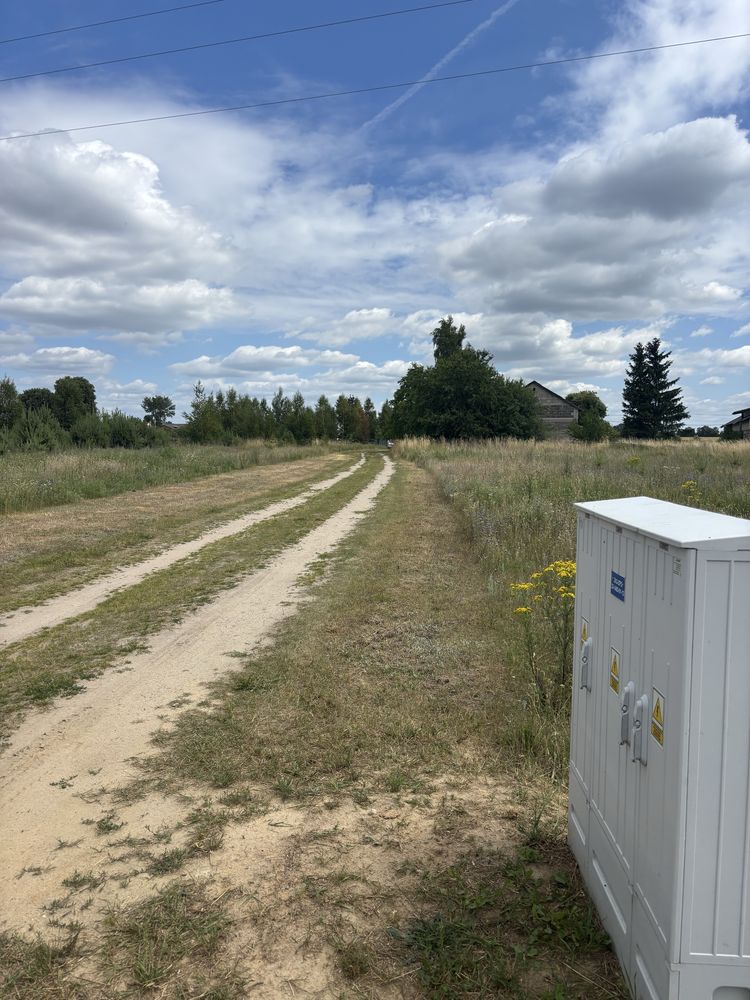 Działka z WZ. 2930m2 lub x2 gmina lutomiersk