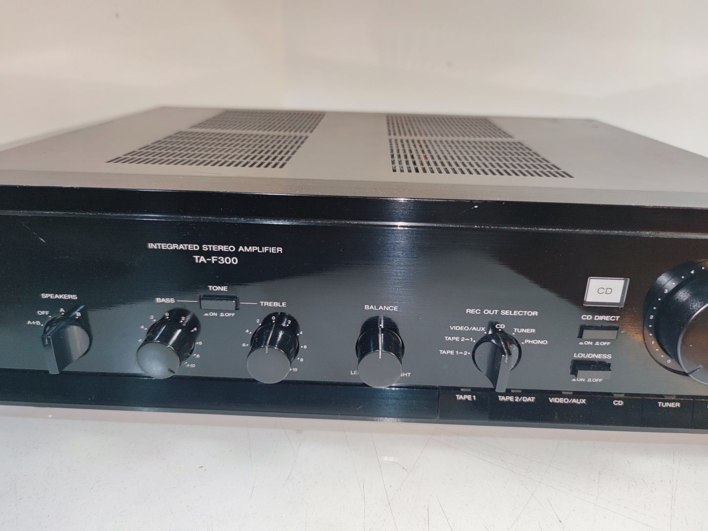 Amplificador estéreo Sony TA-F300