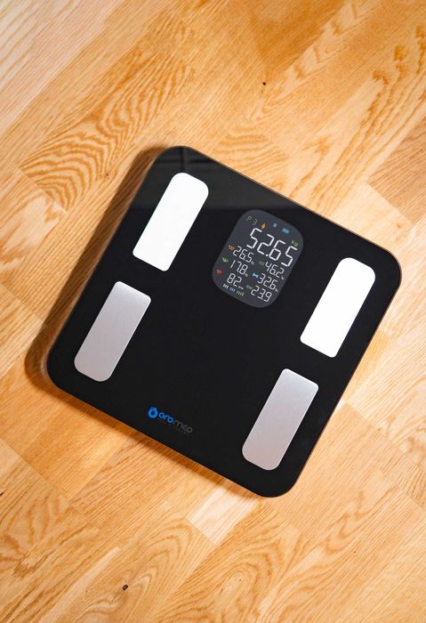 Waga łazienkowa BLUETOOTH H SMART BLACK  aplikacja