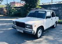 Продам ВАЗ 2107 с газом