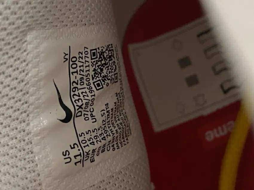 Buty męskie Nike Air Bakin SP Supreme białe org 45,5