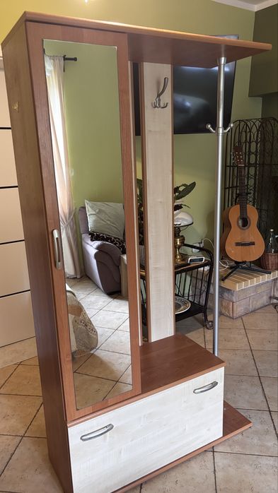 Szafka na przedpokuj