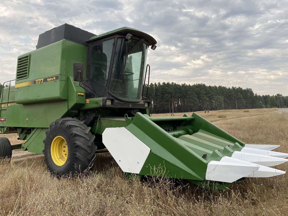 Жатка кукурузная КМС-4 під комбайн John Deer