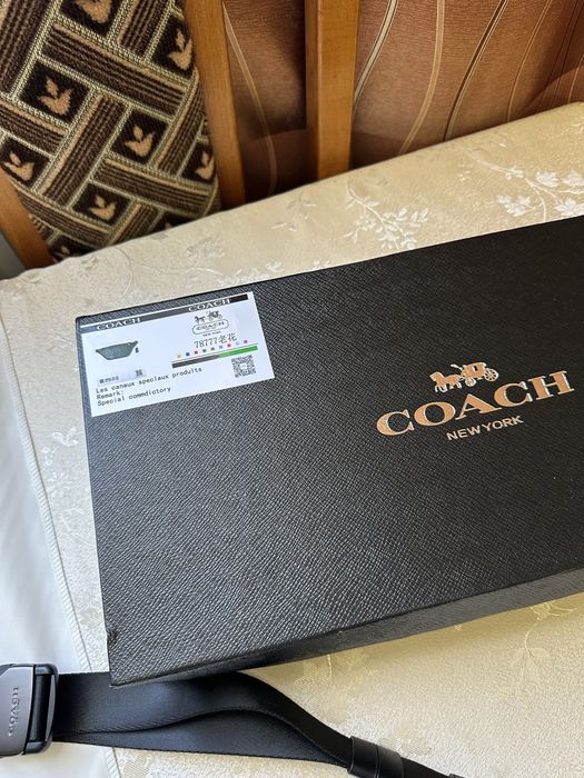 Сумка бананка Coach коуч коач месенжер шкіряний через плече