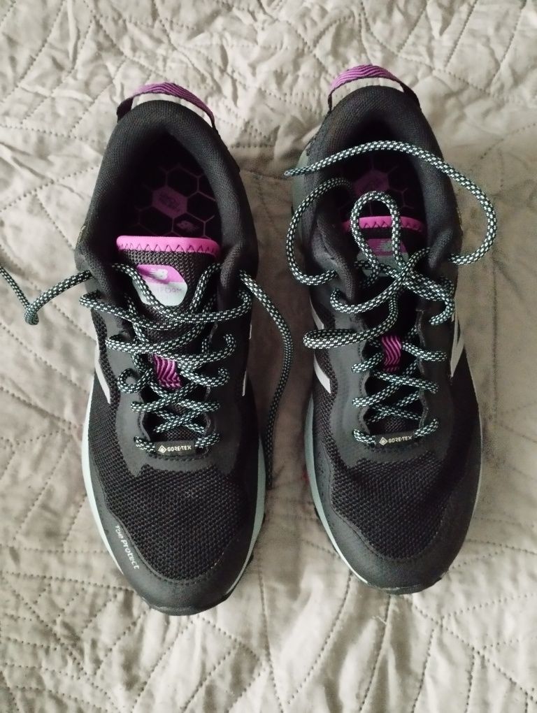Nowe damskie buty biegowe New Balance Arishi Trail GTX 40,5 (26cm)