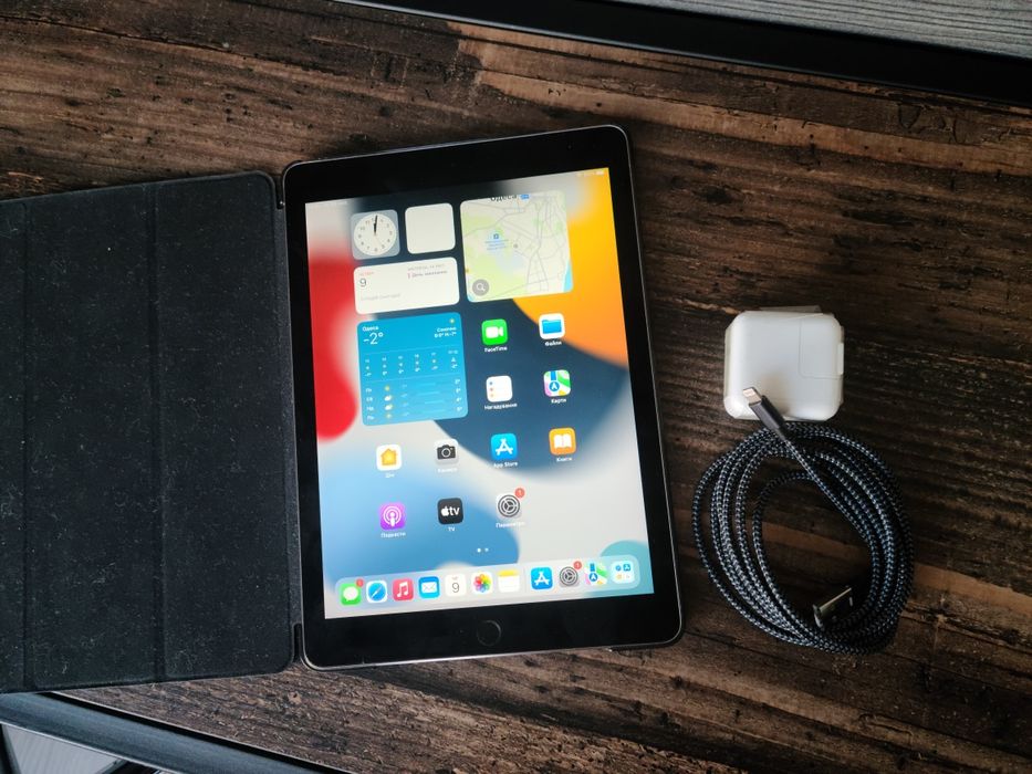 Планшет iPad Pro 1gen 9.7 Wifi+LTE/4G 128Gb Space Gray с sim