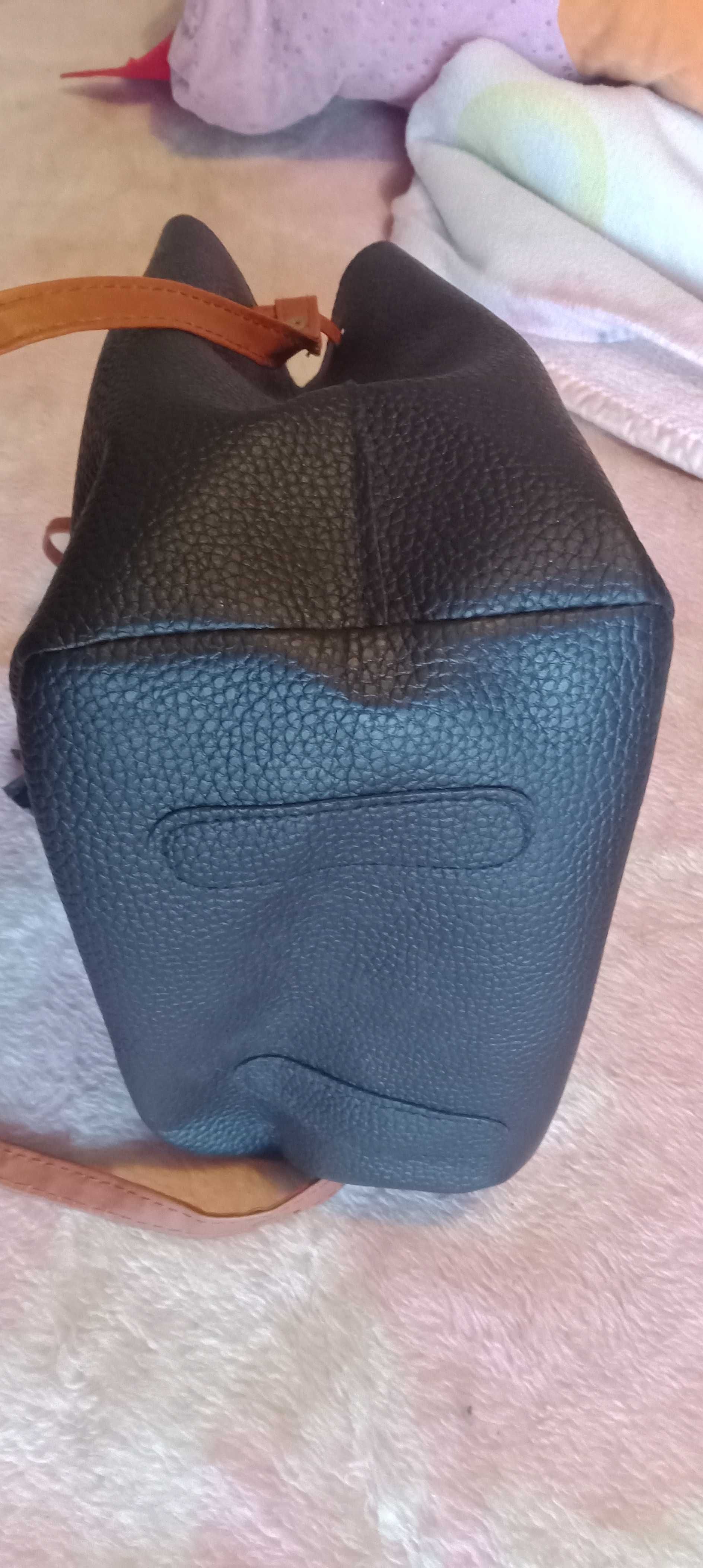 Bolsas/malas novas