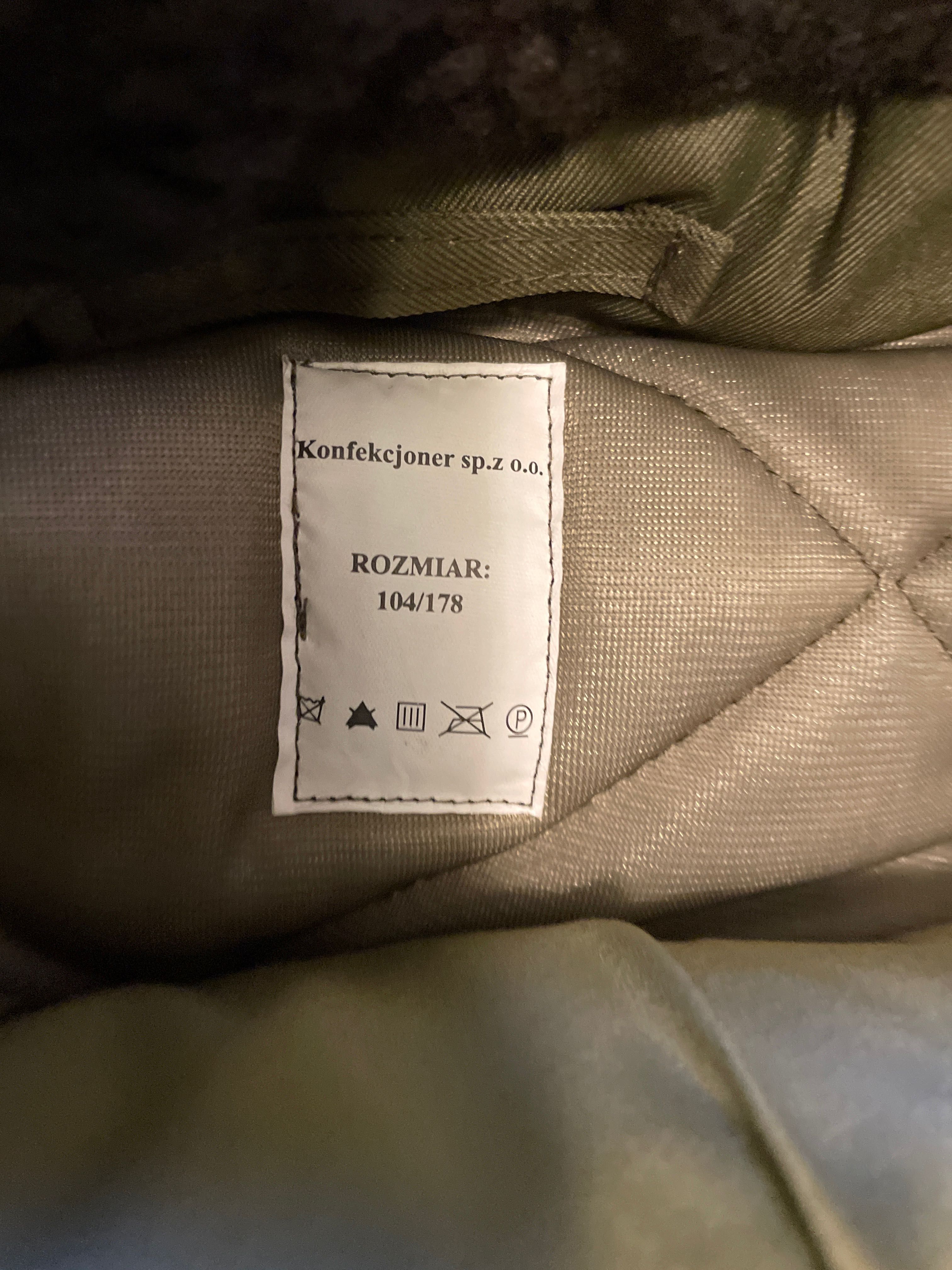 Kurtka ciepła kolor khaki 185 cm wzrost.