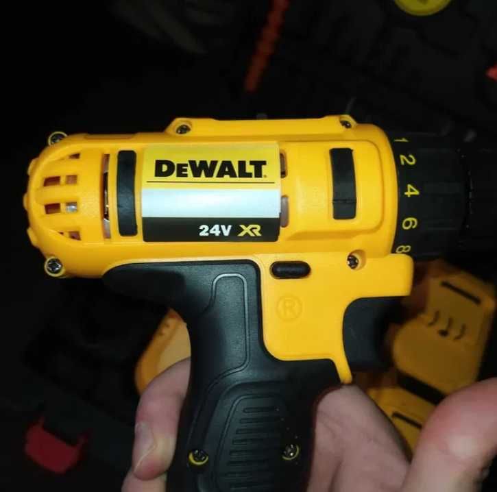 Профессиональный шуруповерт dewalt 24V/5A аккумуляторный