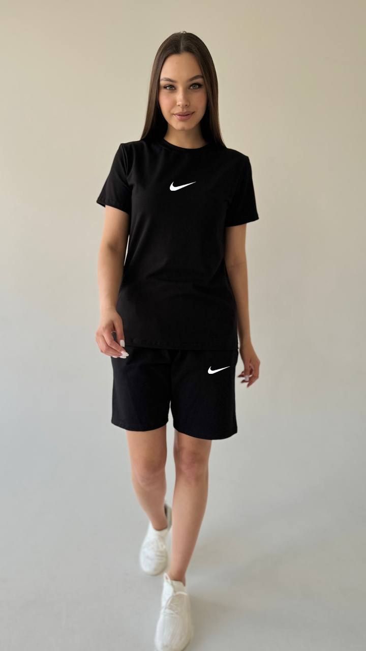 Nike Якісні жіночі спортивні комплекти костюми   р.42-50