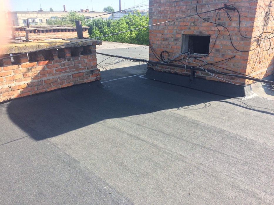 Покрівельні роботи-єврорубіроід