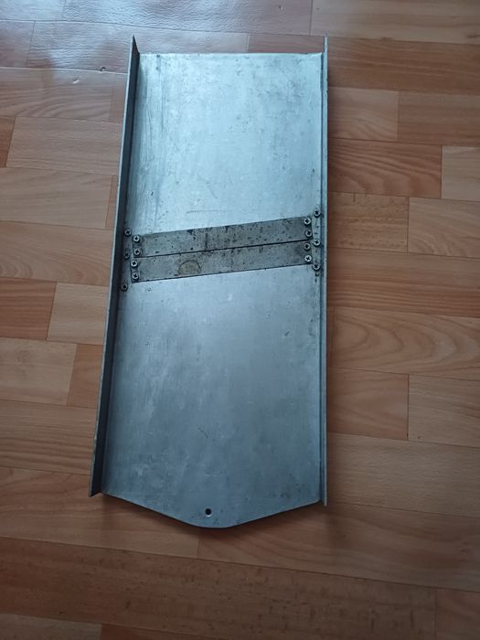 Ме талева шатківниця.