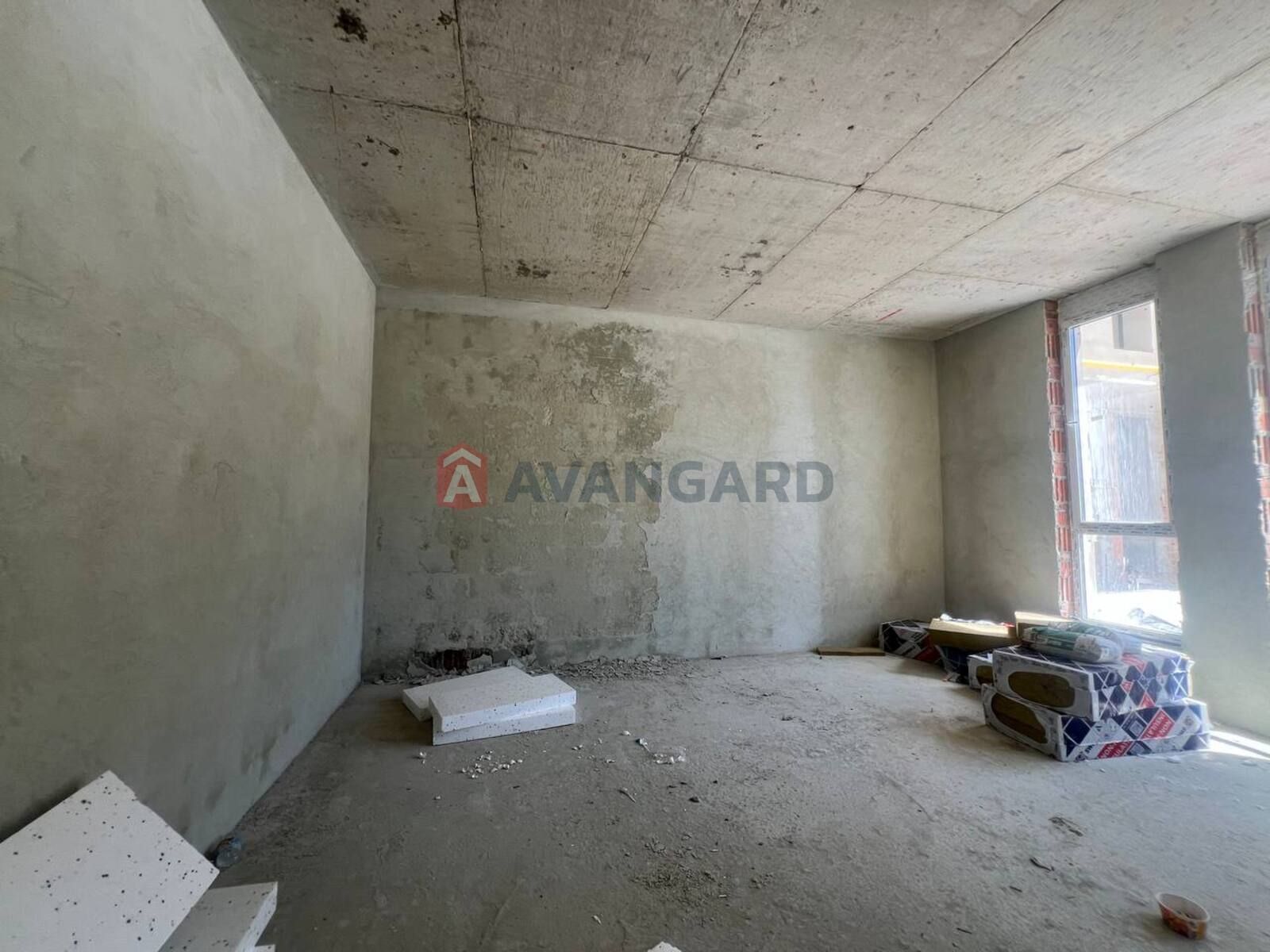 Комерція 258 м&#178; у ЖК Five Address (Сихів), фасад, два поверхи