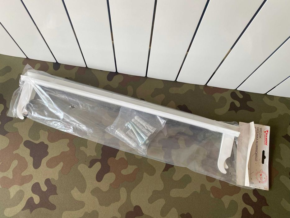 Grzejnik aluminiowy KFA Armatura G500f 10 żeberek, szyna, korki ZESTAW