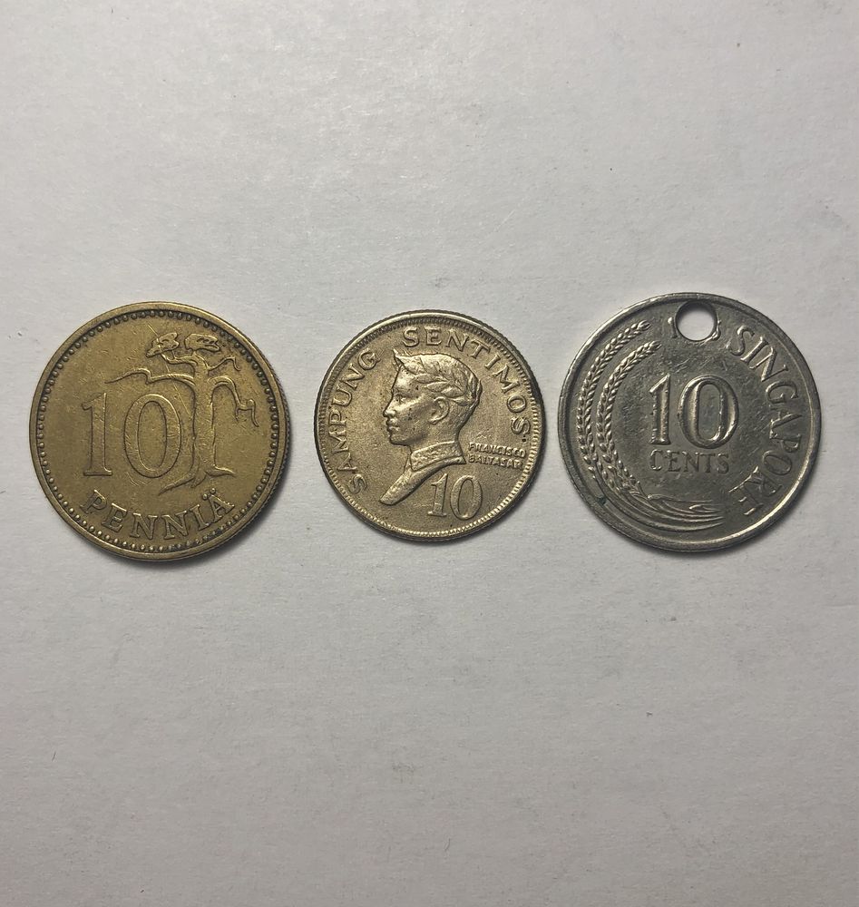 Монета 10 филлеров, 10 копеек, 10 пенни, 10 сантимов, 10 центов