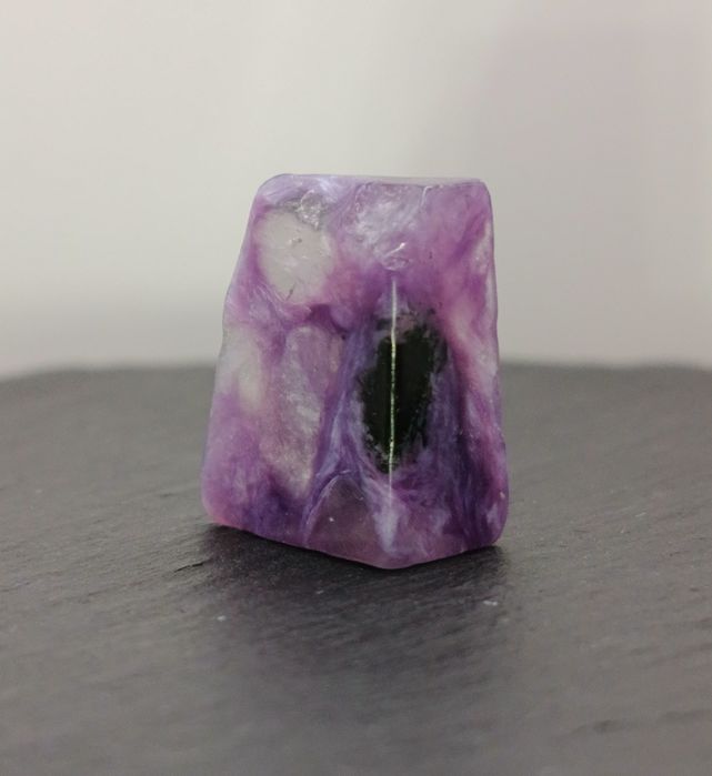 Czaroit rzadki minerał Rosja