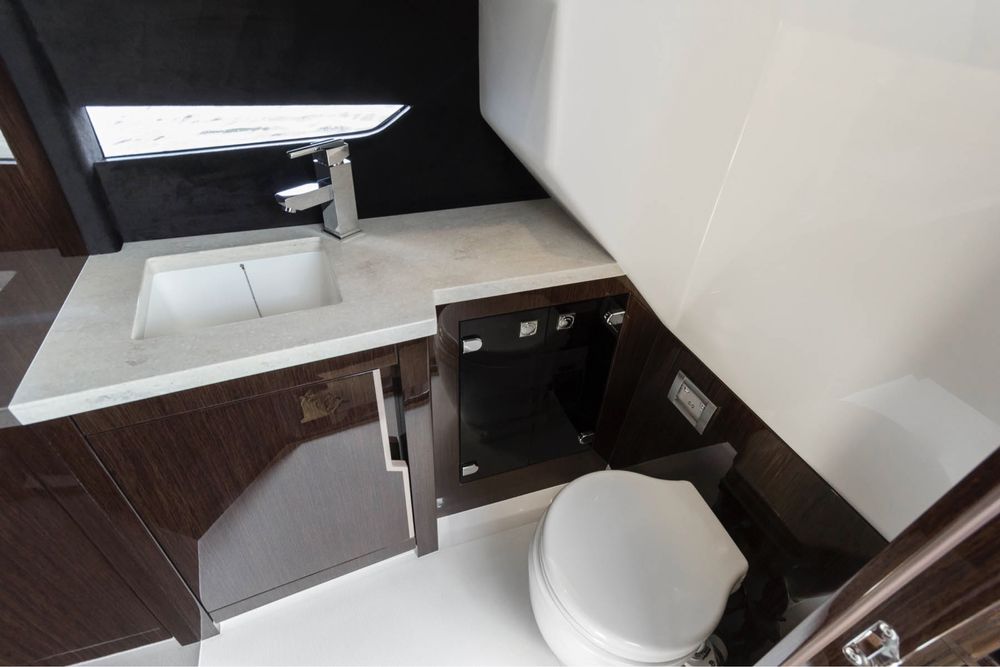 Катер Galia 770 Sundeck