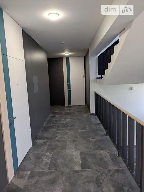 Продаж 2-кім.квар.62кв.м. бічна вул.Стрийська.Ціна:87500$.