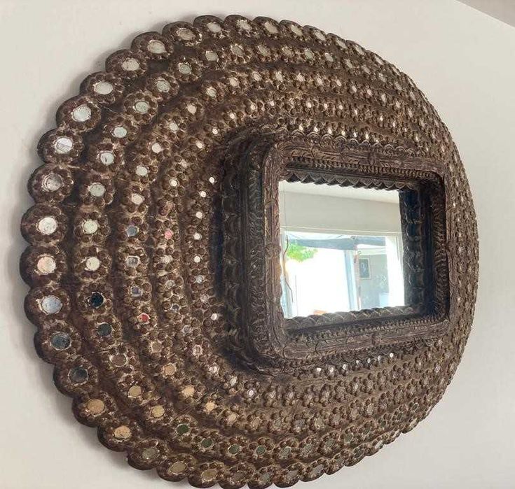 Espelho indiano em madeira