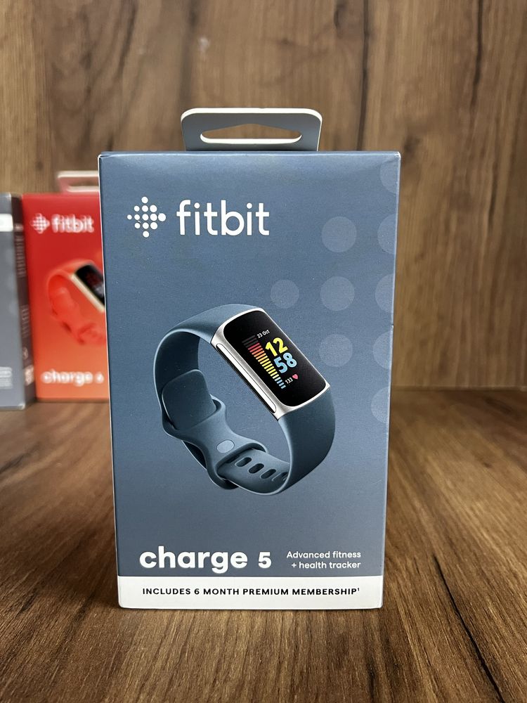 Смарт годиник fitbit