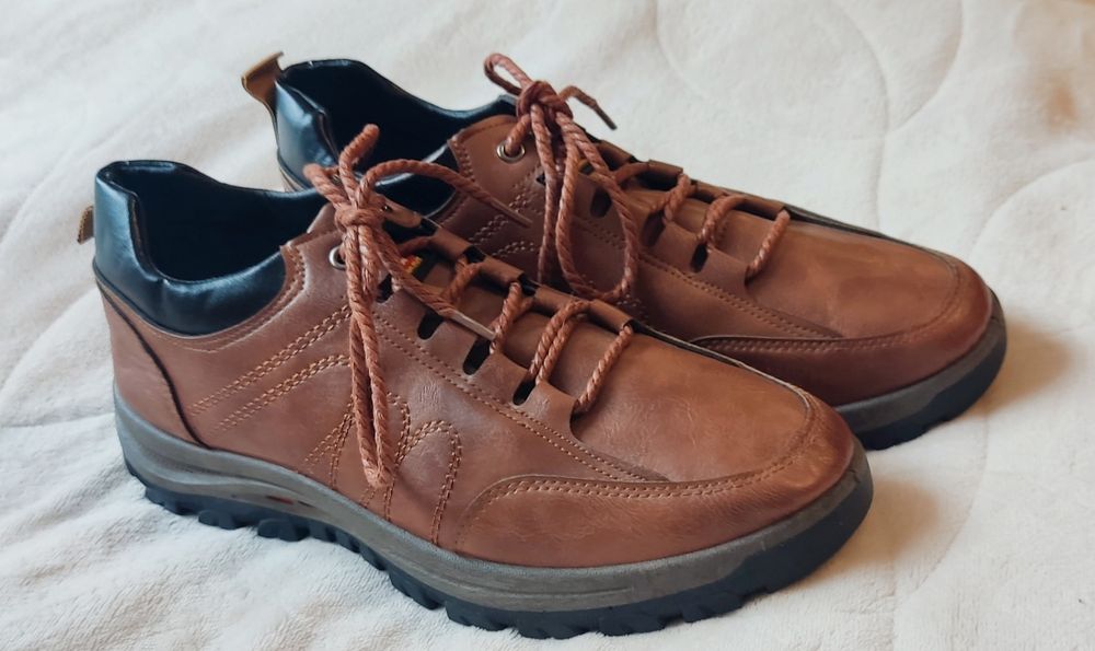 Buty męskie półbuty 43 nowe