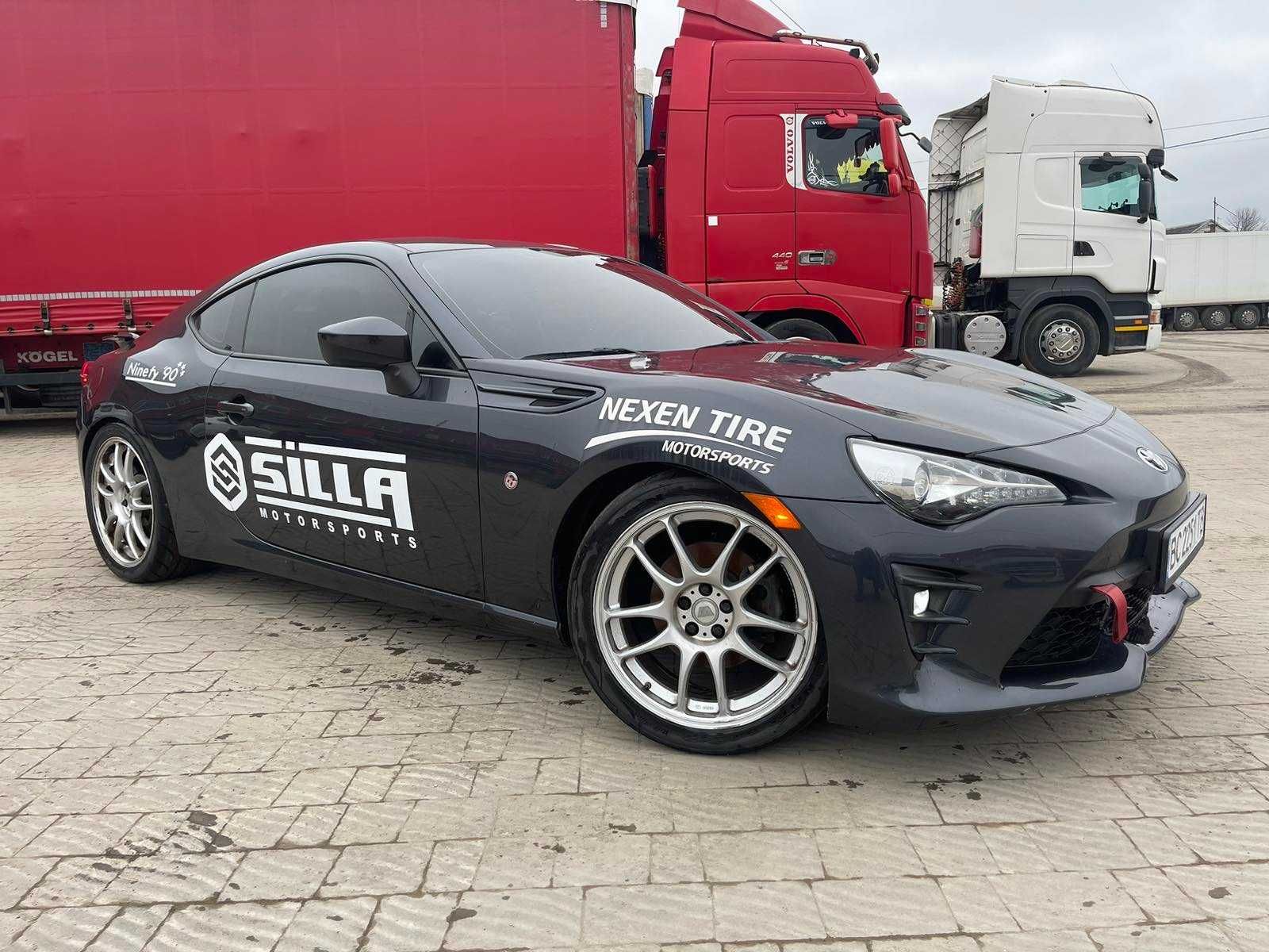 2016 Toyota 86 GT дріфт