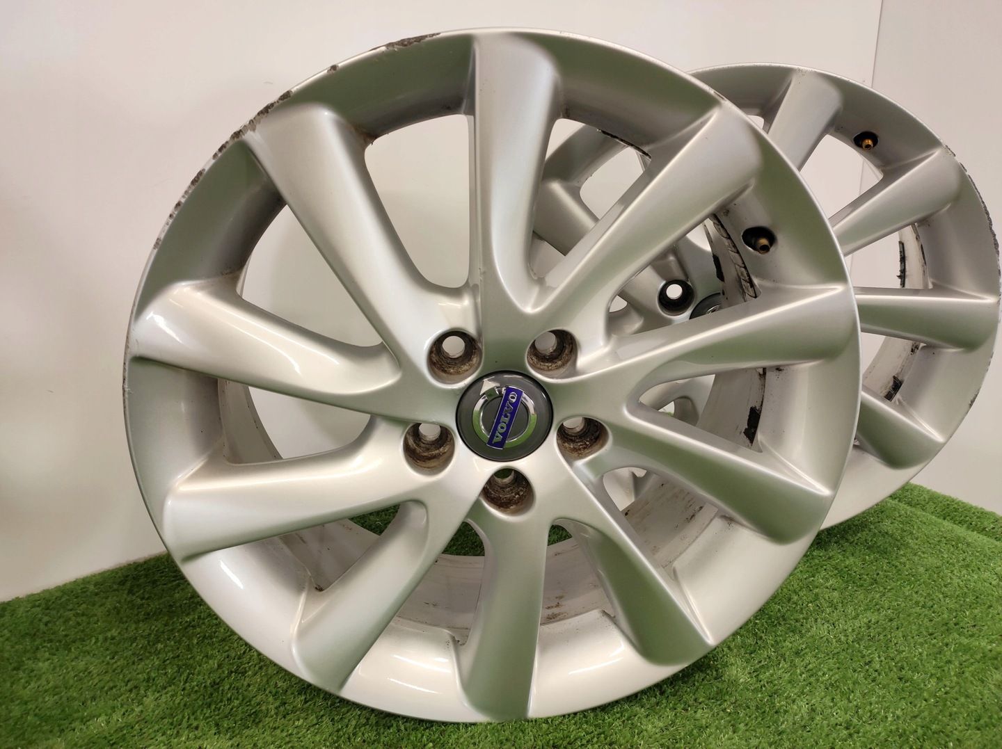 Felga Felgi 4szt Volvo V60 S60 V70 S80 7x17 ET
