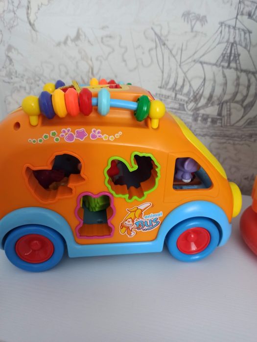 Музичний логічний автобус-сортер