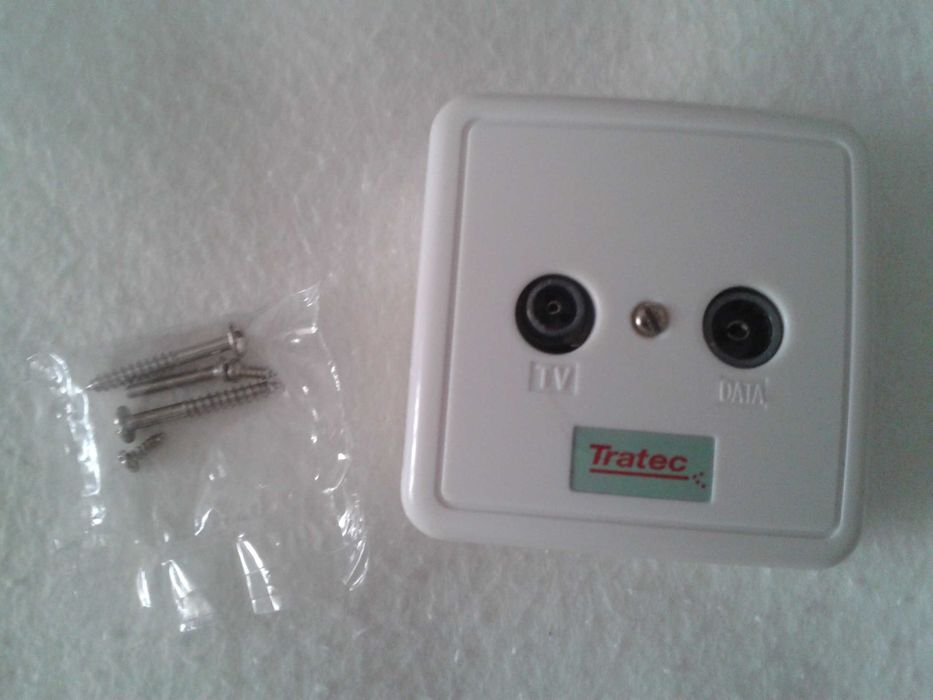 TOMADA externa dupla para ligação cabo coaxial  de TV