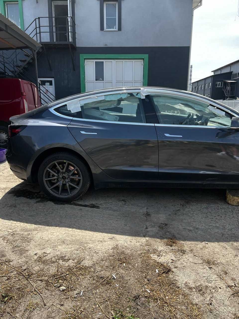 Розборка шрот Tesla 3 Тесла 3 Tesla model 3