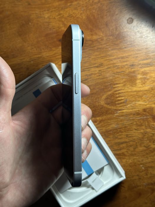 Apple iPhone 15 128Gb Blue Neverlock