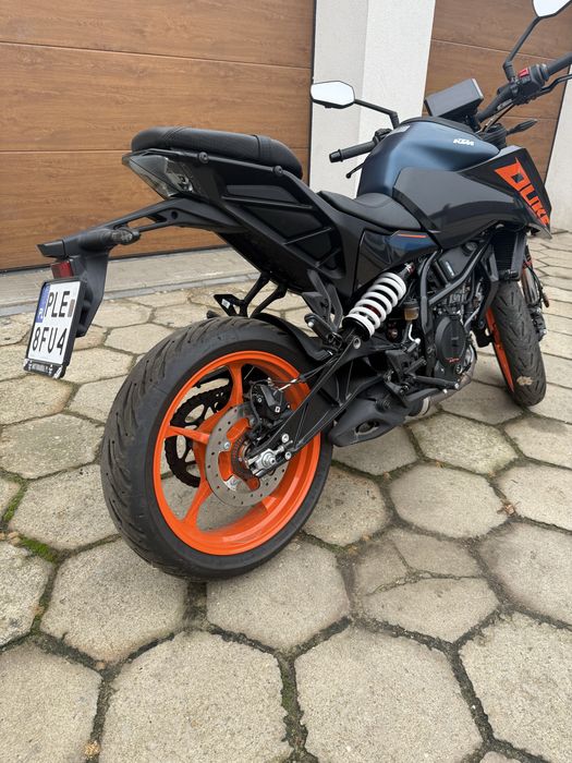 Ktm duke 125  2024
