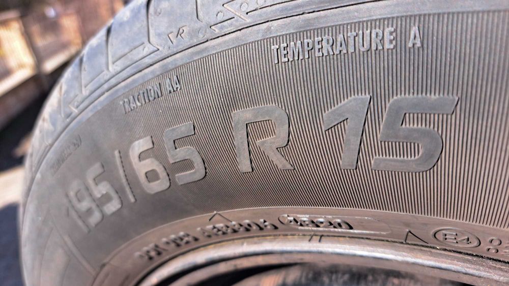 Koła felgi opony lato Audi A3 8L VW Goilf IV Bora 5X100 15"