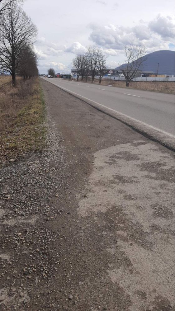 ТЕРМІНОВО продаю земельну ділянку в Тячеві