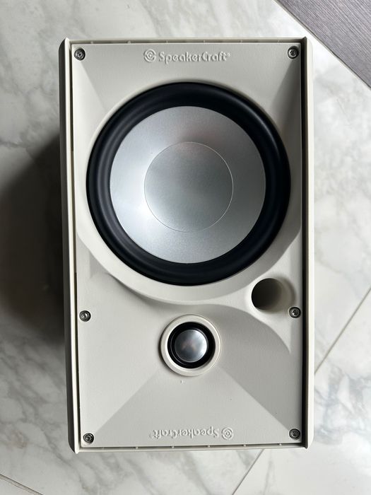 Speakercraft OE6 three outdoor
