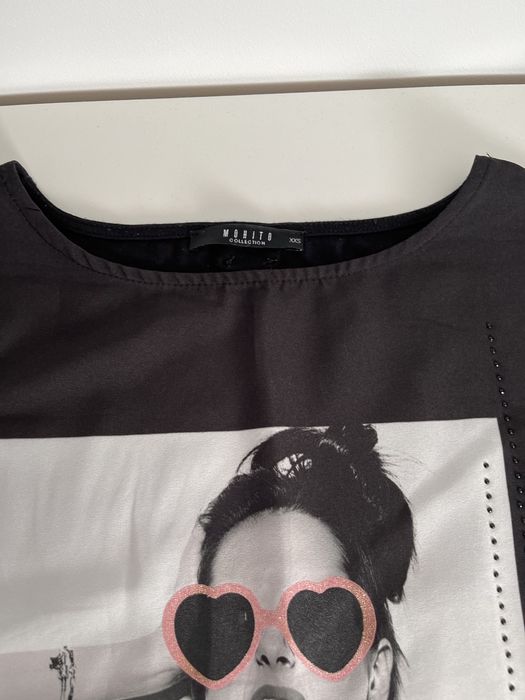 Top z nadrukiem Bershka