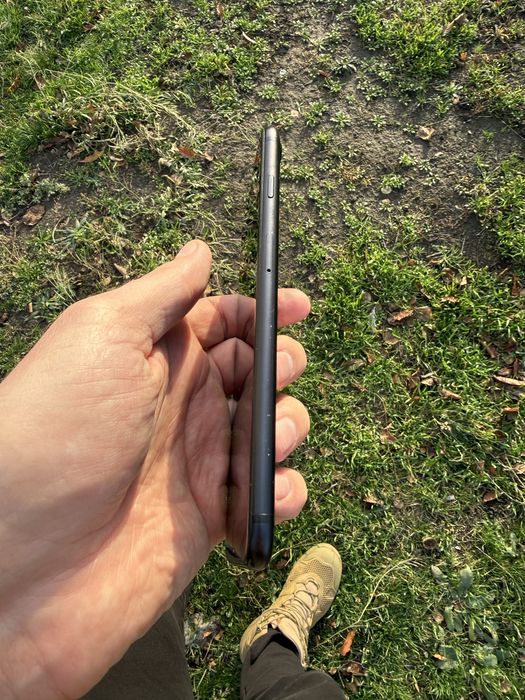 Iphone 7 Plus 128 ГБ. Neverlock/працює з у сіма операторами