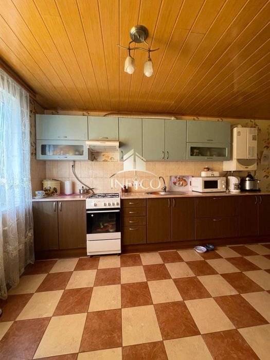 Будинок на продаж