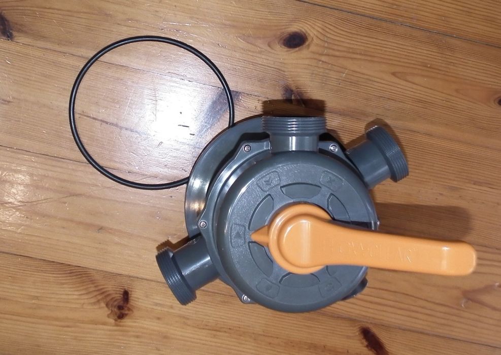 Bestway 58495 zawór wielodrożny pompy piaskowej z manometrem