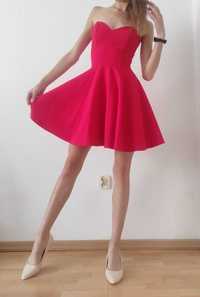 Piękna czerwona sukienka gorsetowa xs
