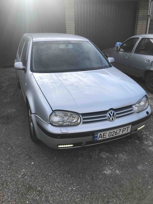 Продам автомобиль VOLKSWAGEN GOLF