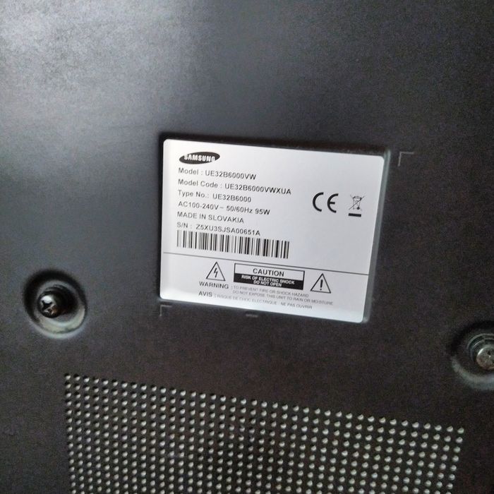 Телевізор SAMSUNG UE-32B6000VW