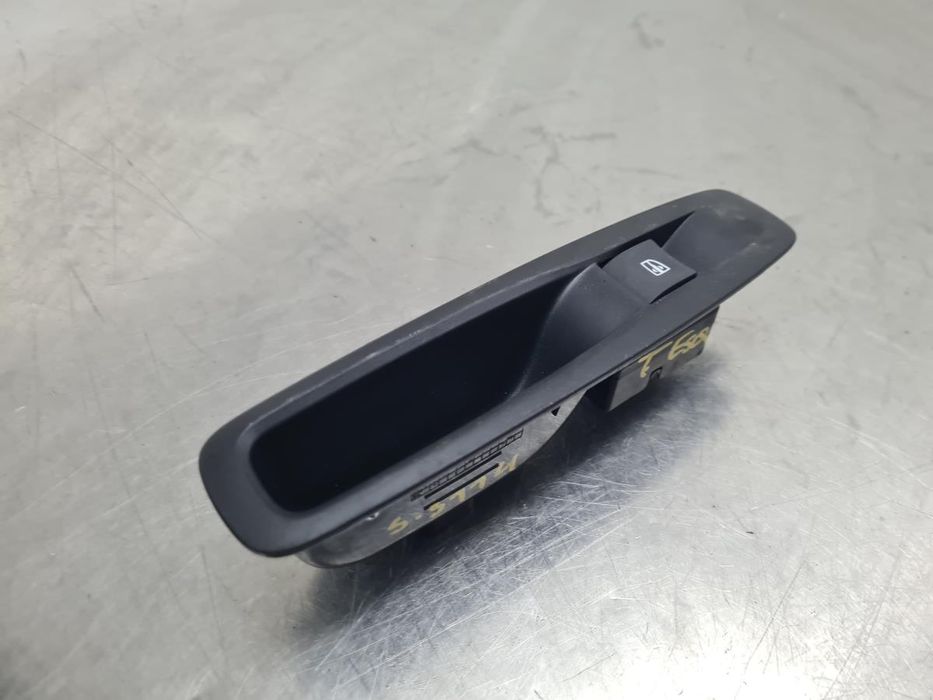 Comando / botão / interruptor vidros trás esquerdo RENAULT Megane IV (