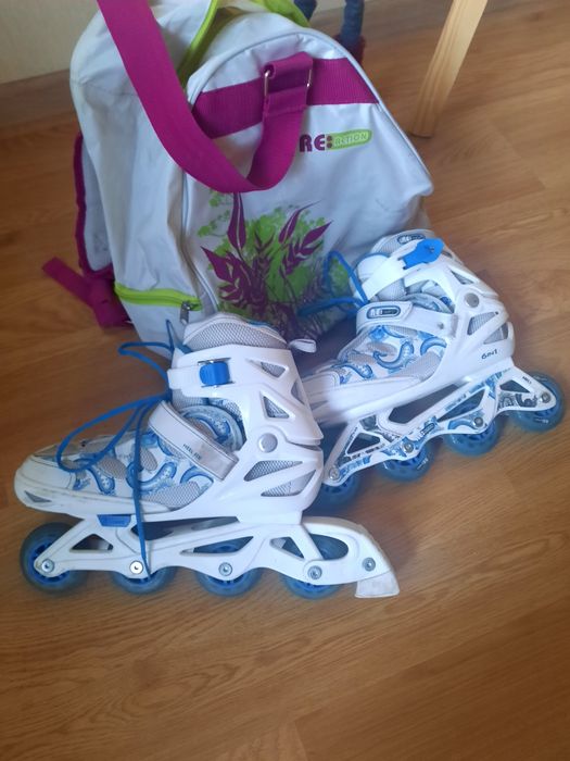 Ролики  дитячі, жіночі,  підліткові  розсувні. Від 38 до 40.  Разміру