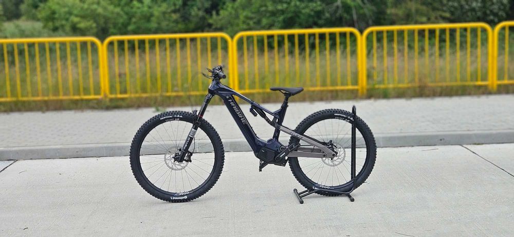 Rower elektryczny Haibike ALLMTN CF 10 skrzynia biegów Pinion 800Wh