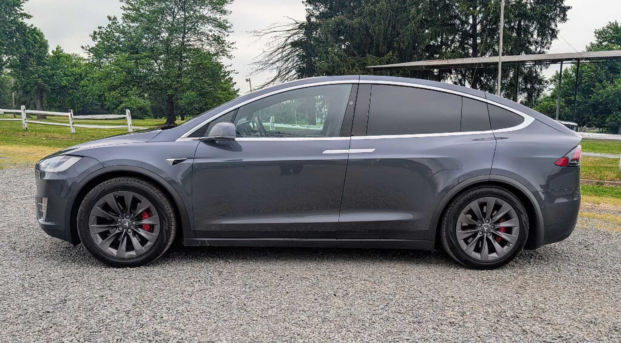 Tesla Model X P100D 2018